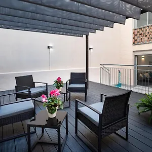 8-lacus-duplex.catalonia-hotels.com/
